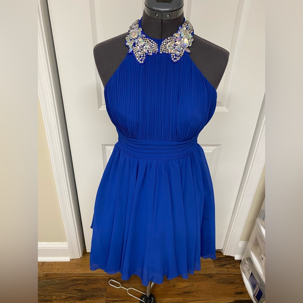 Babydoll halter flare mini dress
